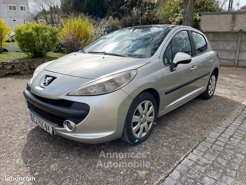 Peugeot 207 207 1.6 Dynamic 1