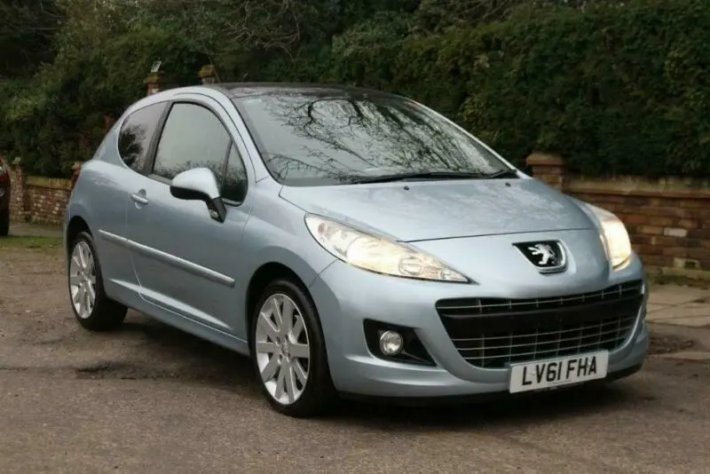 Peugeot 207 207 1.6 HDI Allure 0