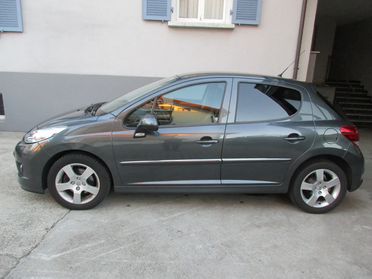 Peugeot 207 207 1.6 HDI Allure 4