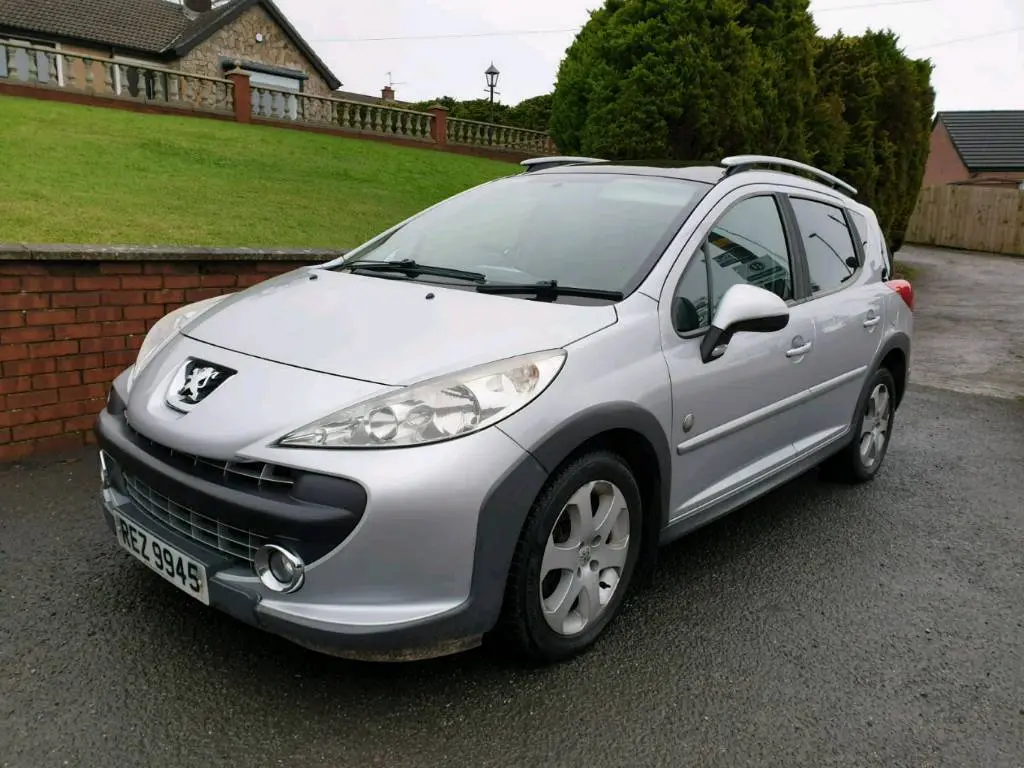 Peugeot 207 207 1.6 HDI Outdoor 3