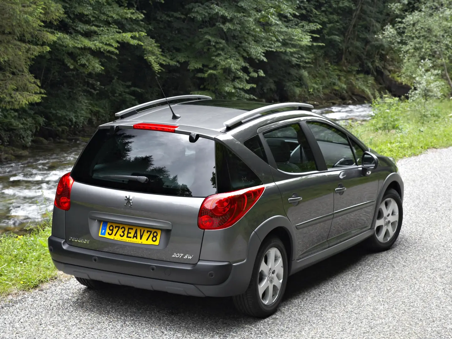 Peugeot 207 207 1.6 HDI Outdoor 4