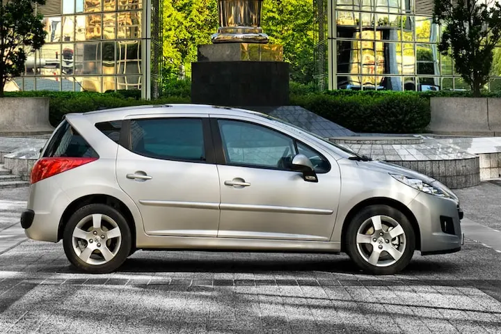 Peugeot 207 207 1.6 VTI Outdoor 6
