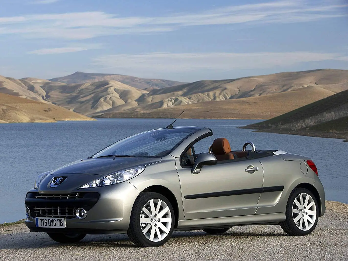 Peugeot 207 207 CC 1.6 HDI Dynamic 3
