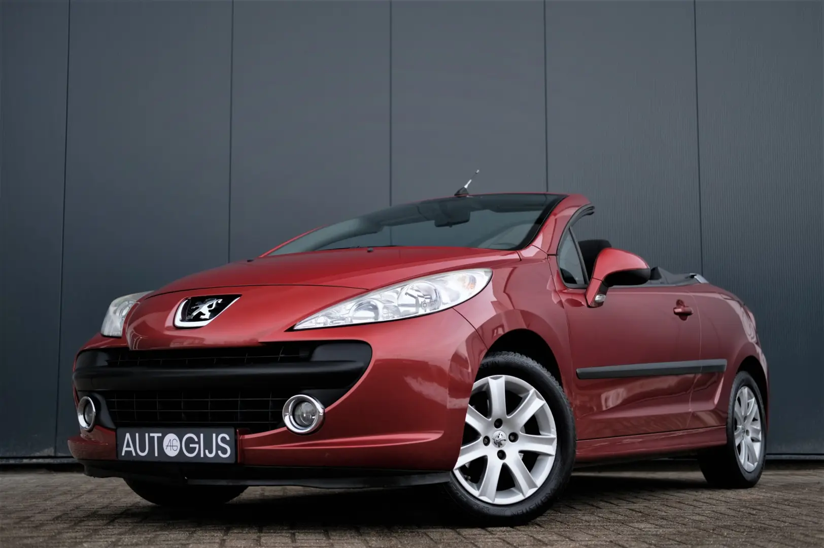 Peugeot 207 207 CC 1.6 VTI Dynamic 2