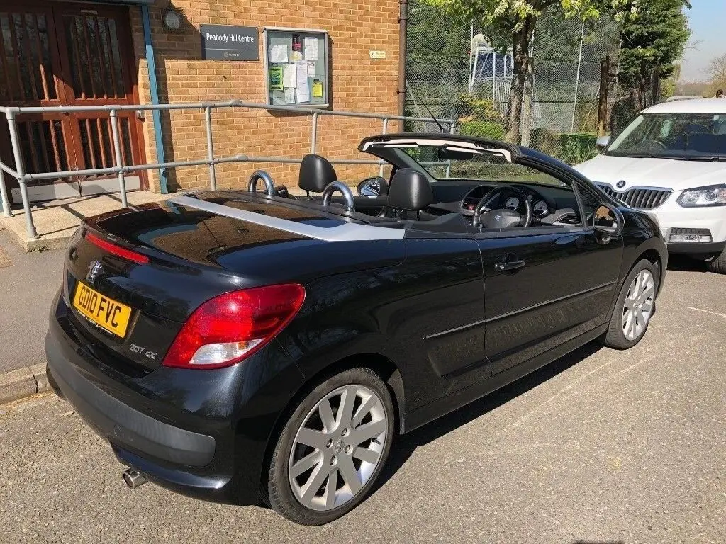 Peugeot 207 207 CC 1.6 VTI Feline 4