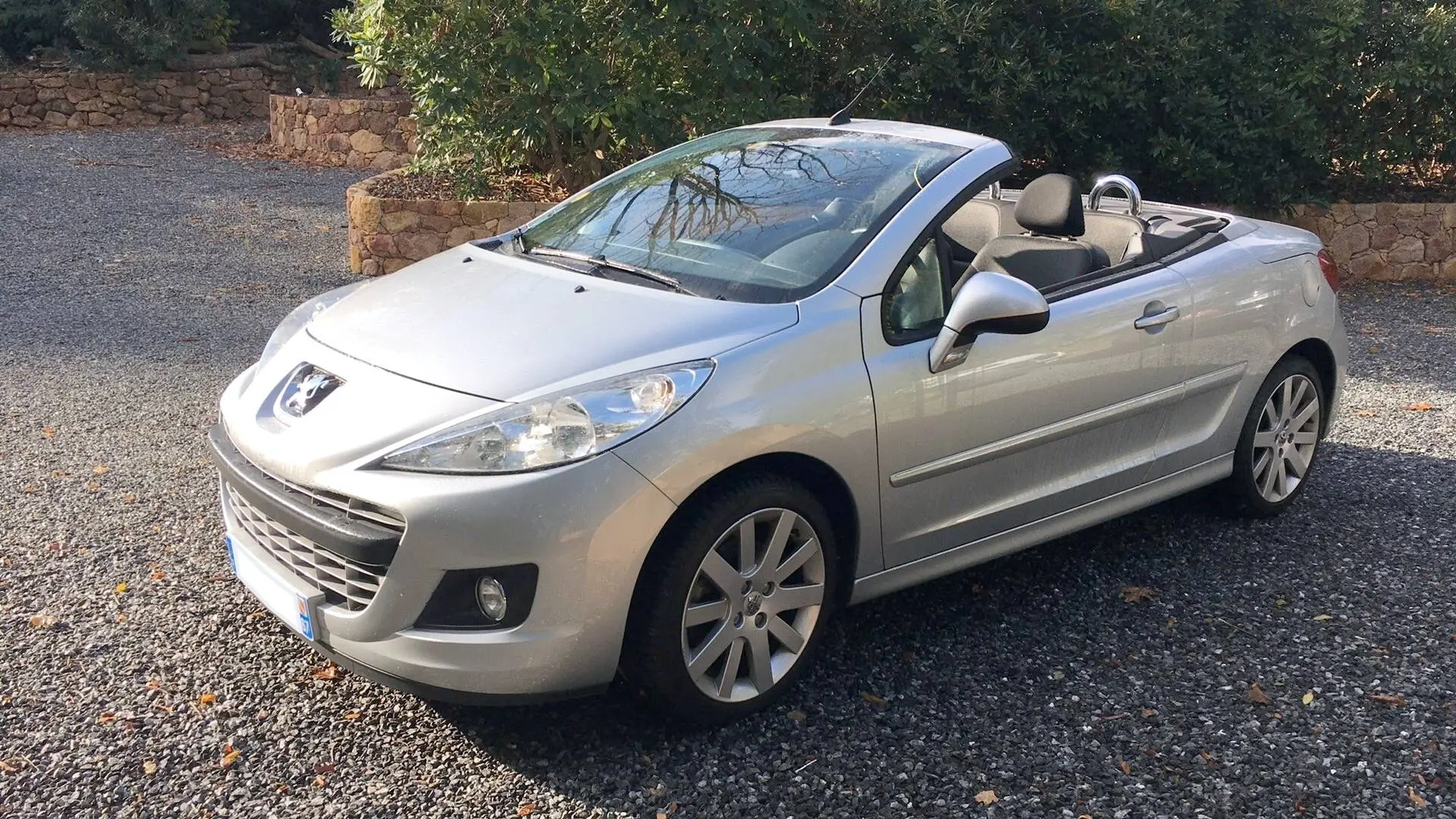Peugeot 207 207 CC 1.6 VTI Feline 2