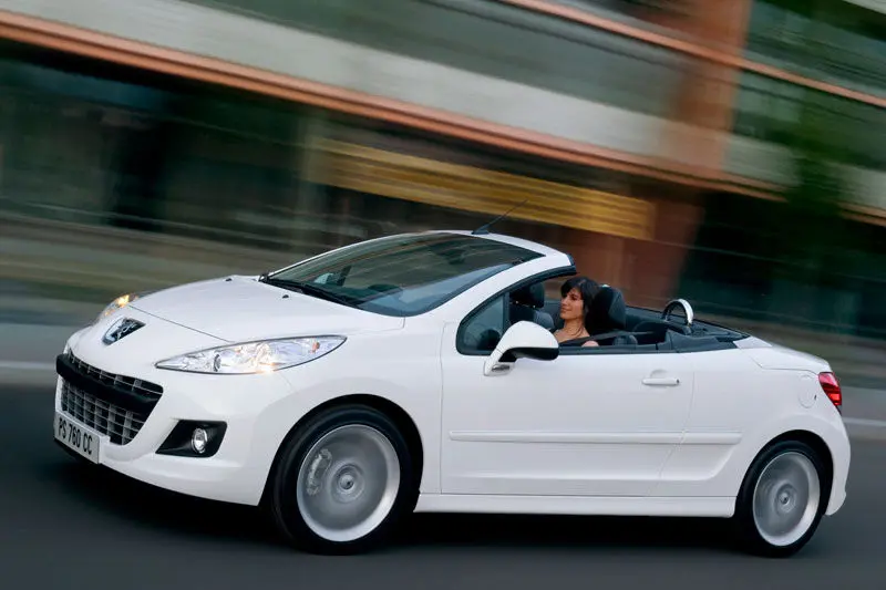 Peugeot 207 207 CC 1.6 VTI Roland Garros 3
