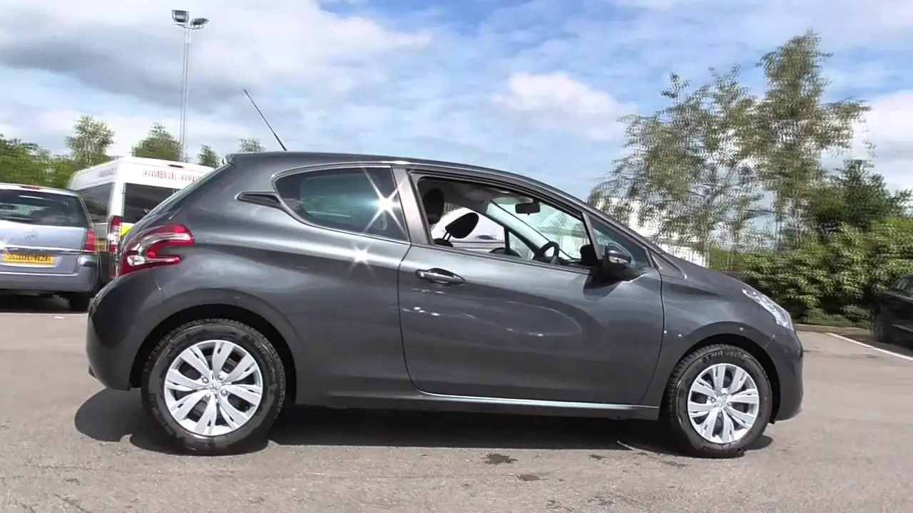 Peugeot 208 208 1.0 VTI PureTech Access 3