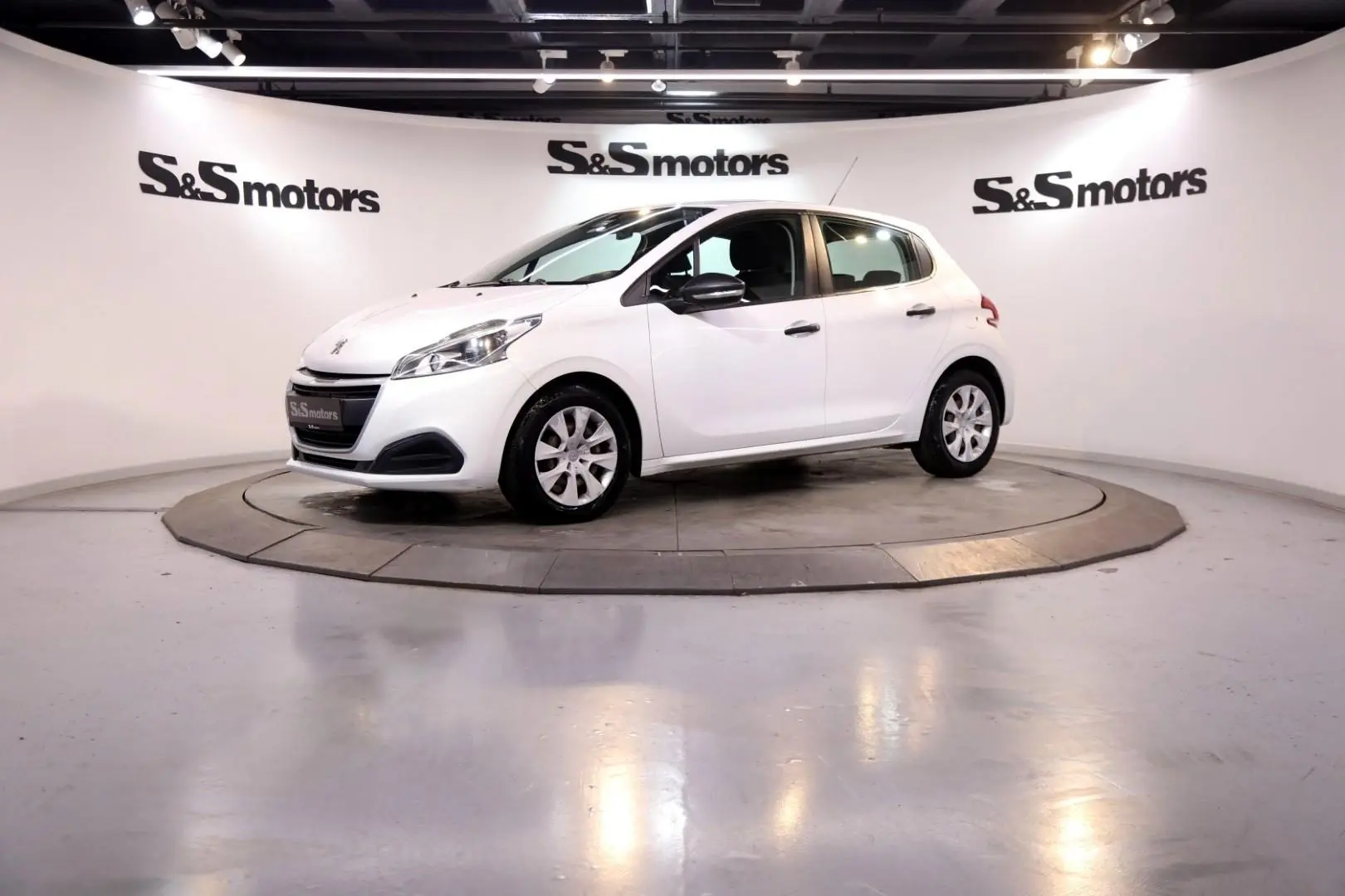 Peugeot 208 208 1.2 PureTech Access 4
