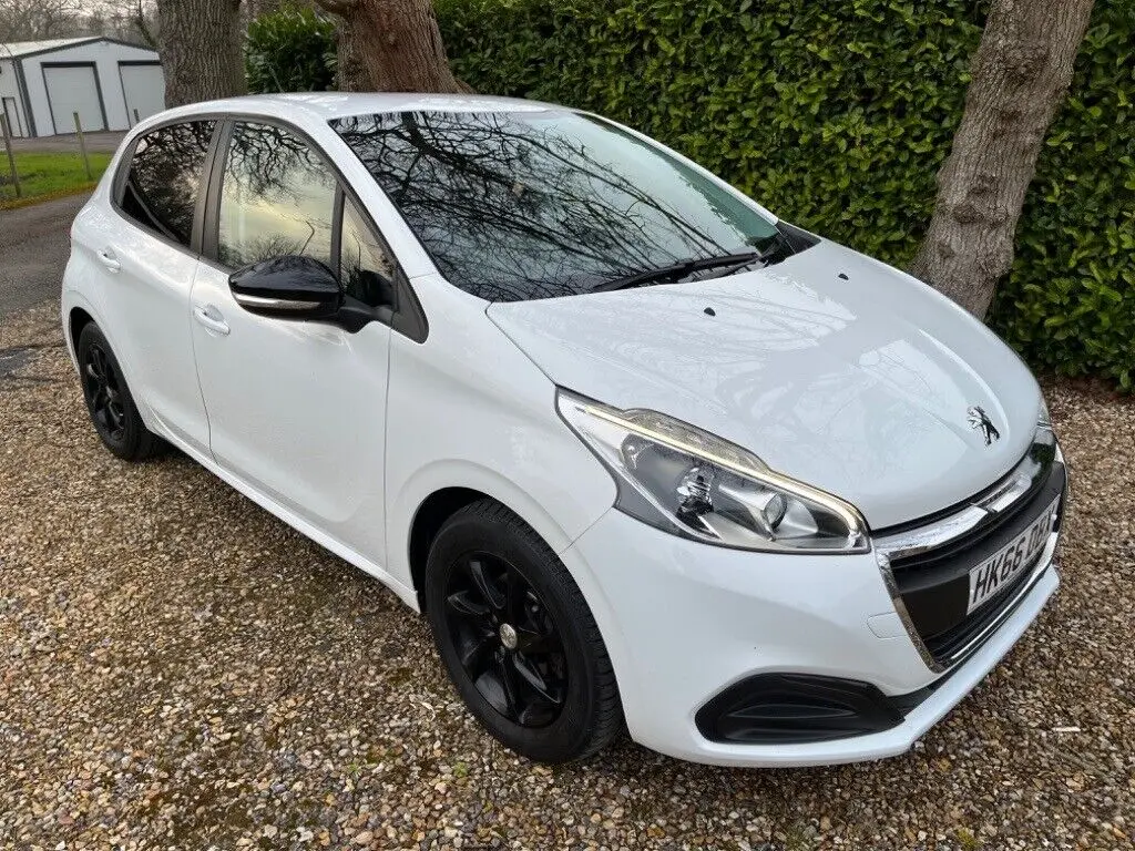 Peugeot 208 208 1.2 PureTech Active 0