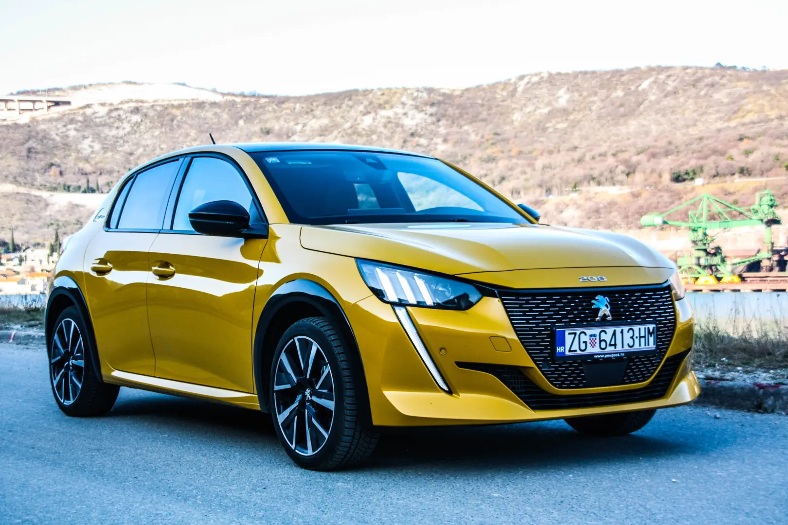 Peugeot 208 208 1.2 Puretech Active Prime EAT8 4