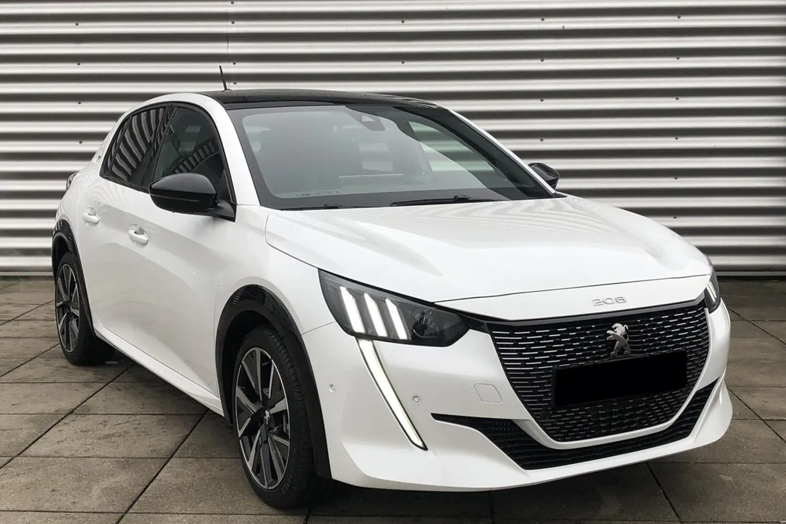 Peugeot 208 208 1.2 Puretech GT EAT8 5
