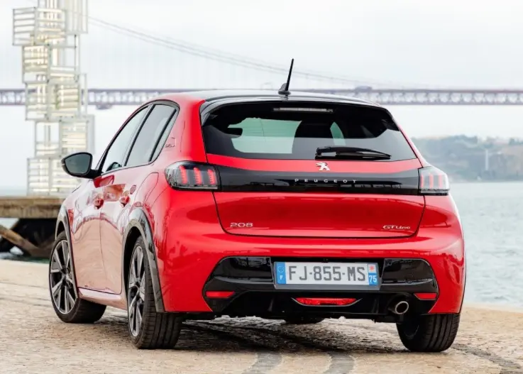 Peugeot 208 208 1.2 Puretech Prime 5