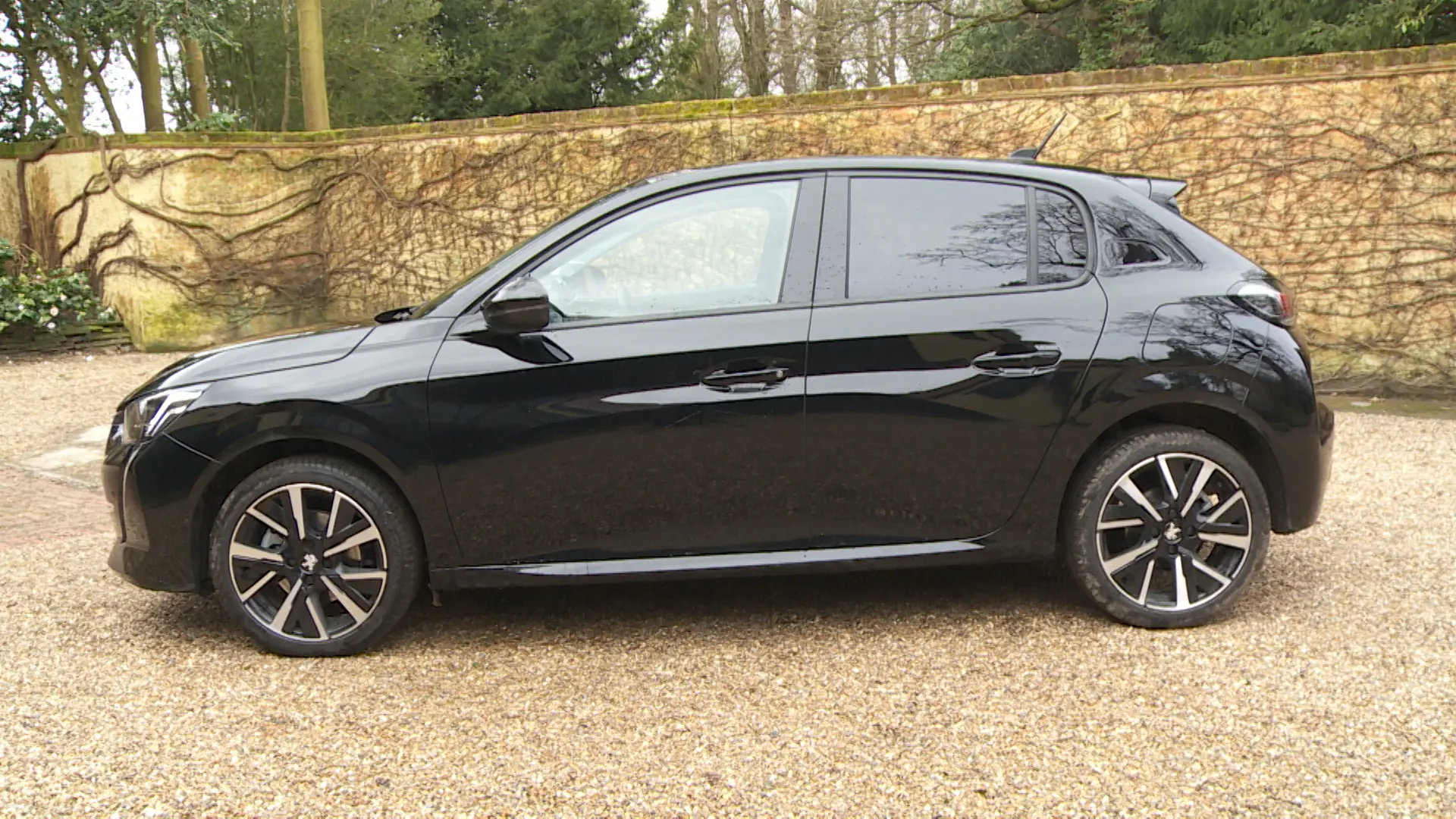 Peugeot 208 208 1.2 PureTech Active Turbo EAT8 6