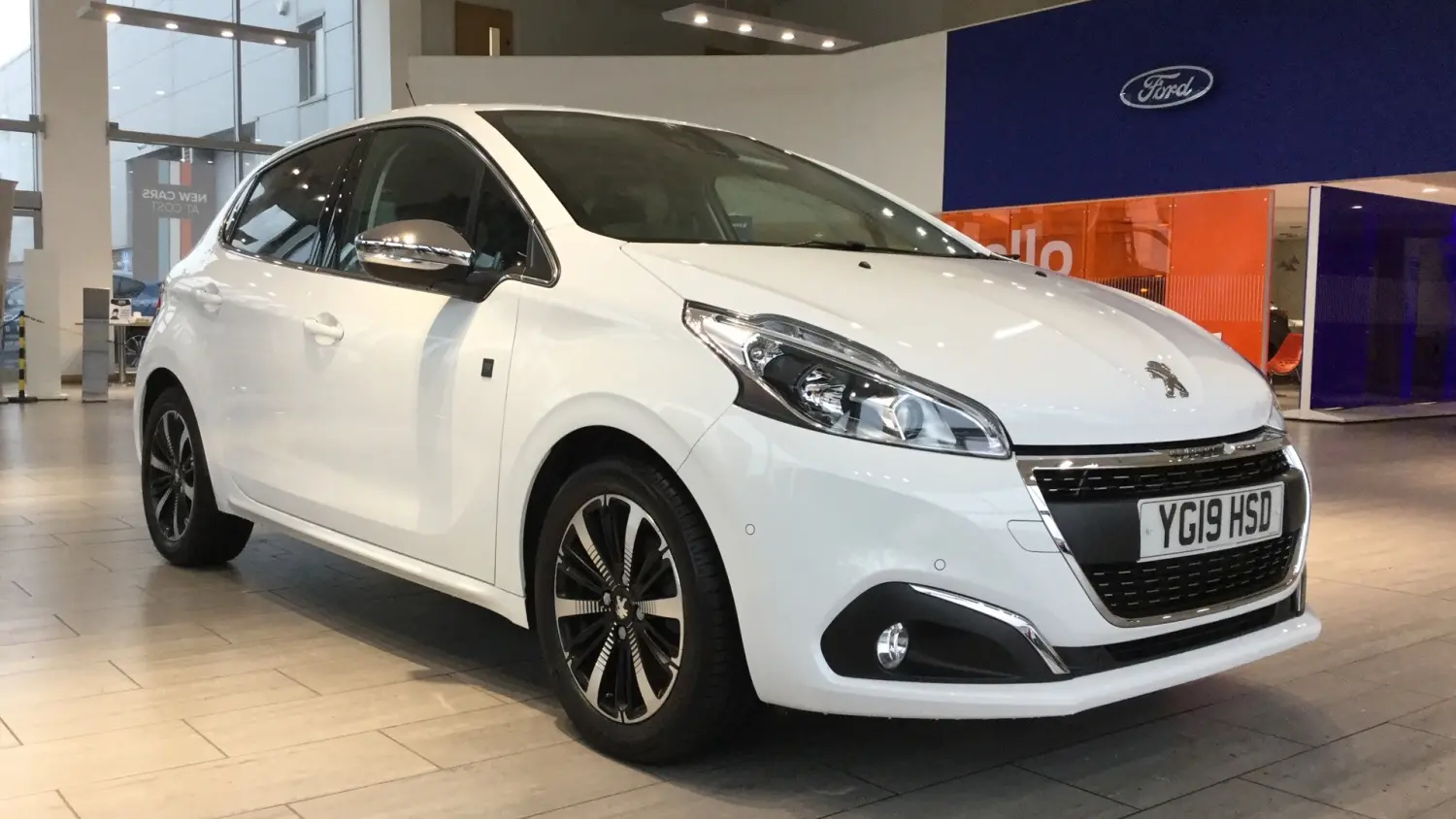 Peugeot 208 208 1.2 PureTech Start&Stop Active ETG5 5
