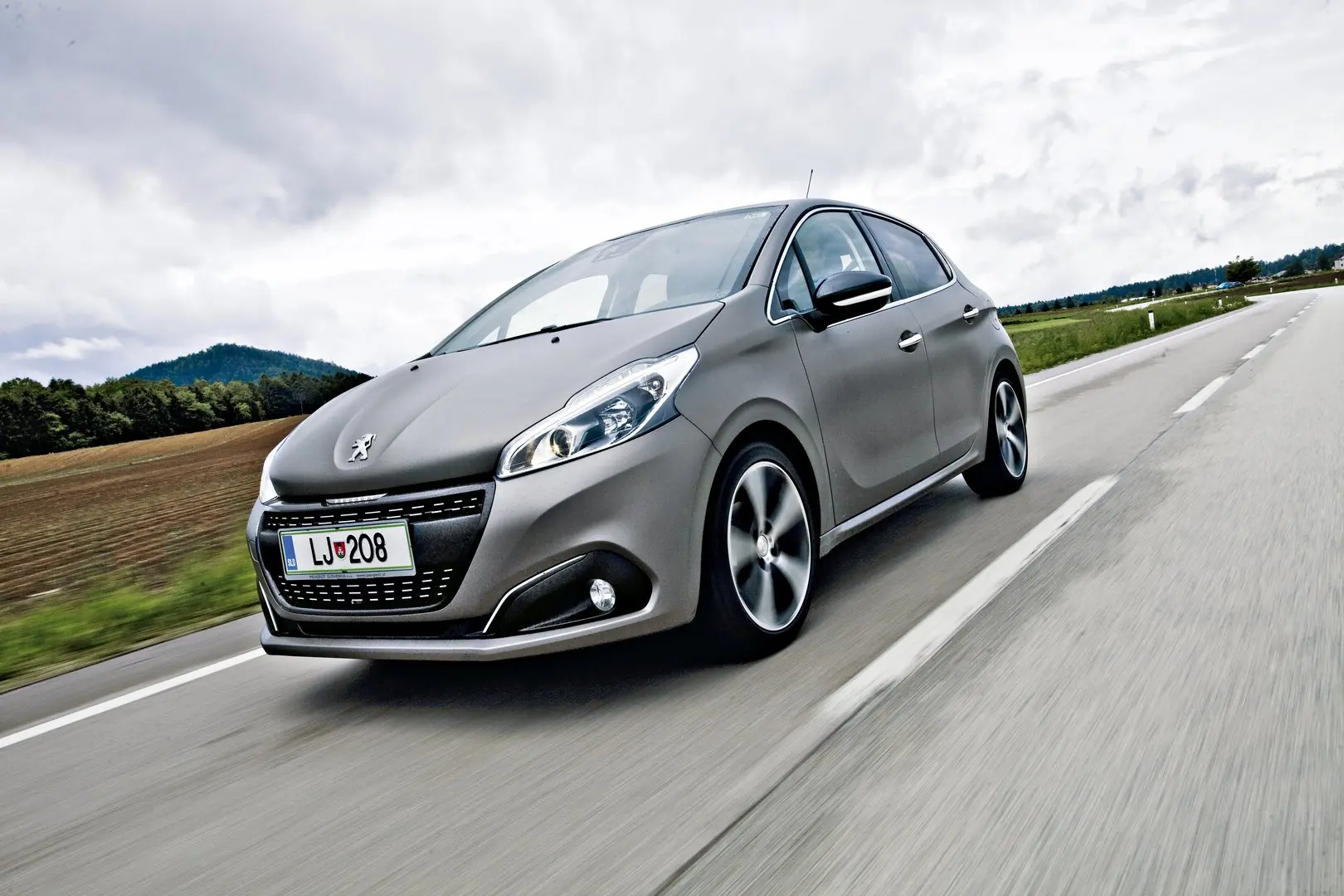 Peugeot 208 208 1.2 PureTech Start&Stop Active EAT6 1