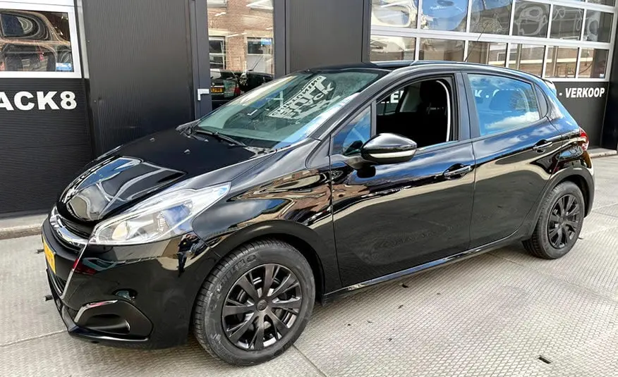 Peugeot 208 208 1.2 PureTech Techno Edition 5
