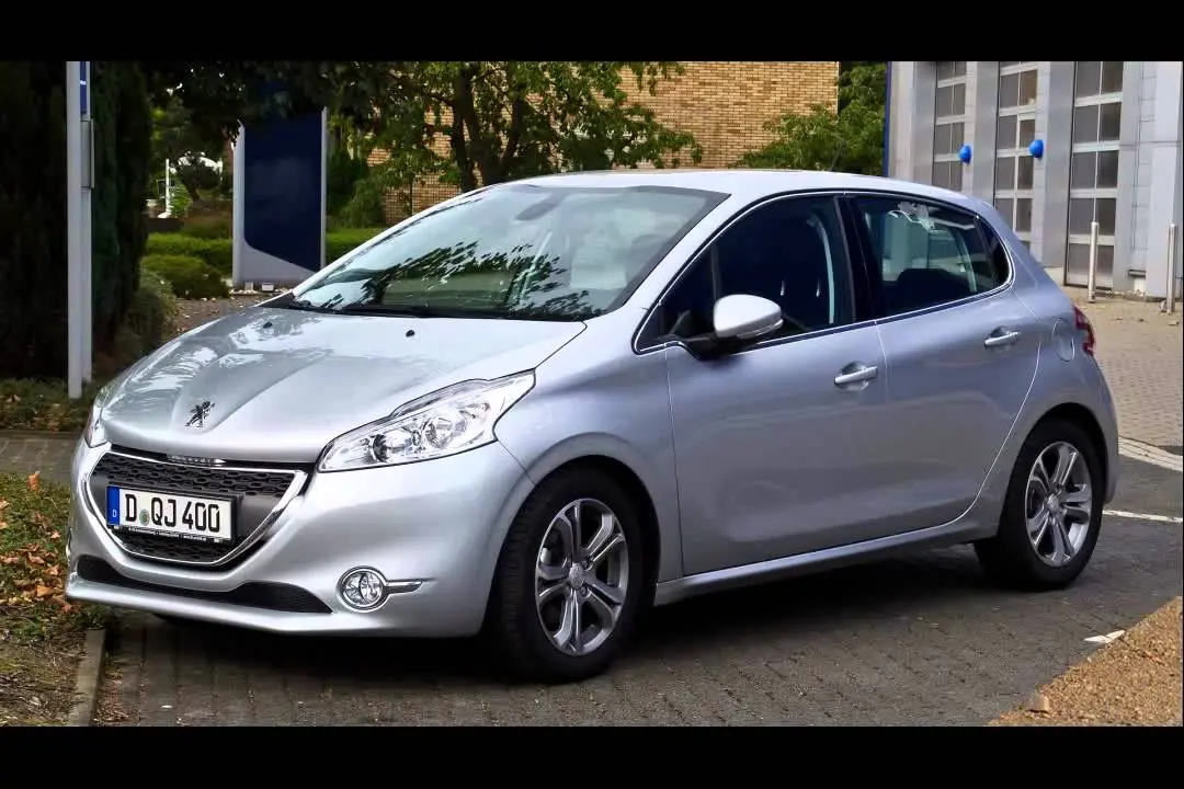Peugeot 208 208 1.2 VTI Access ETG 4