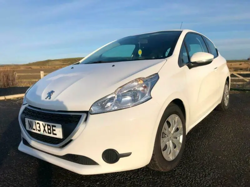 Peugeot 208 208 1.2 VTI Access ETG 6