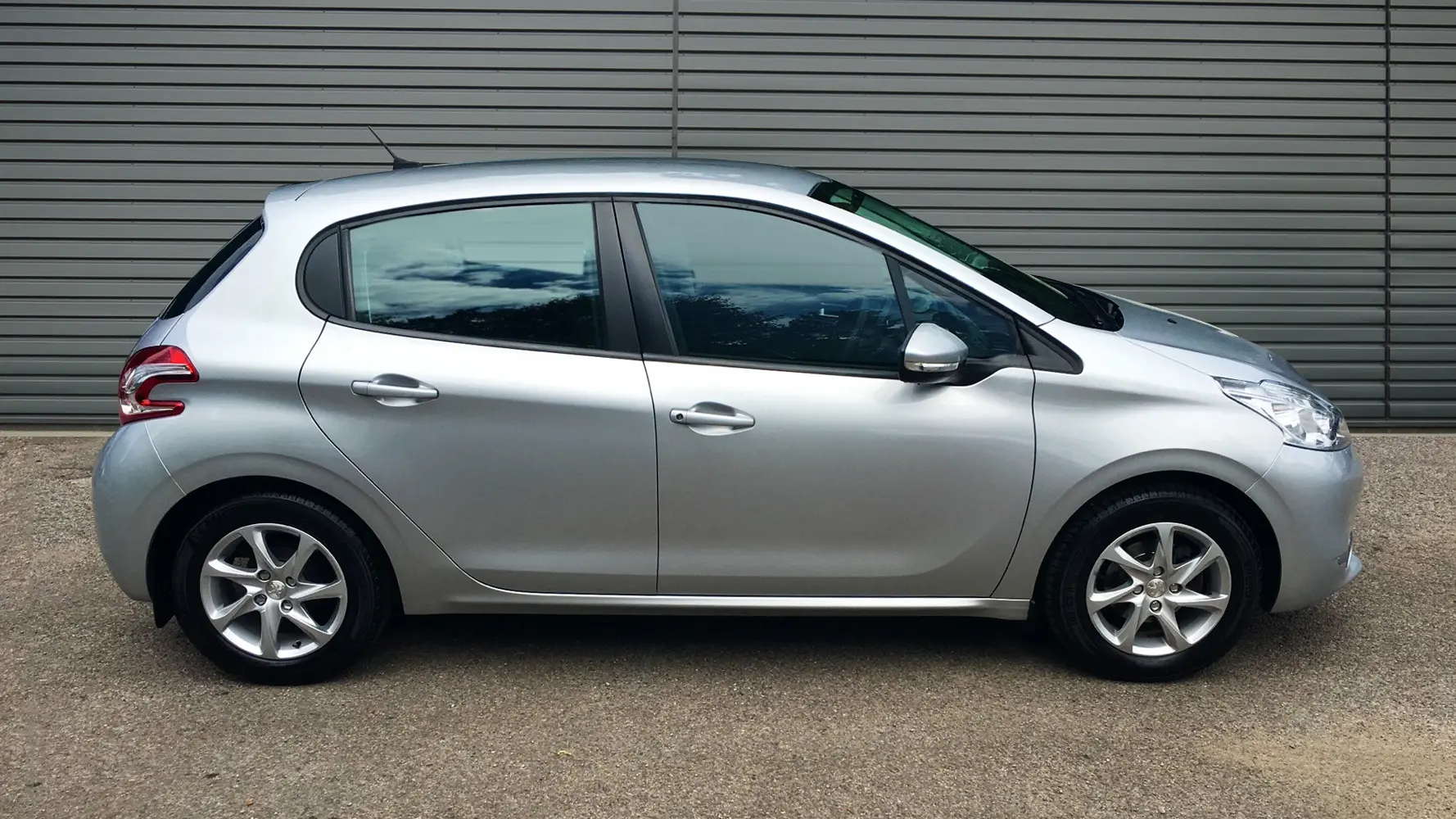 Peugeot 208 208 1.2 VTI Active ETG 4
