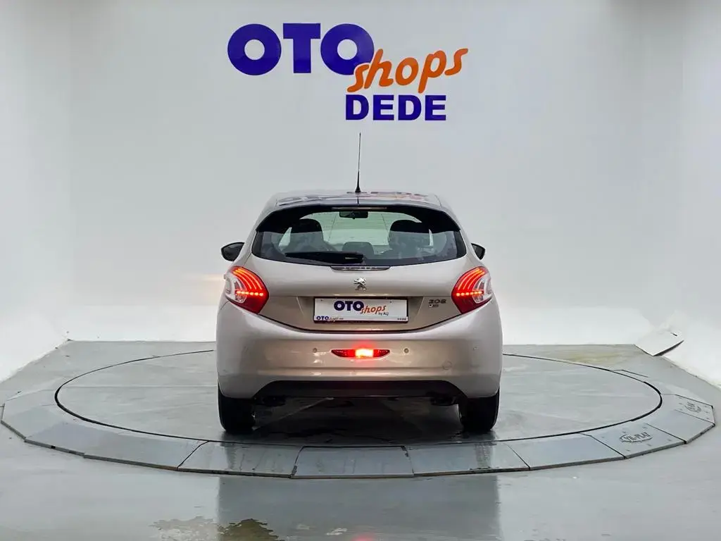 Peugeot 208 208 1.4 e-HDI Start&Stop Active Auto5R 3