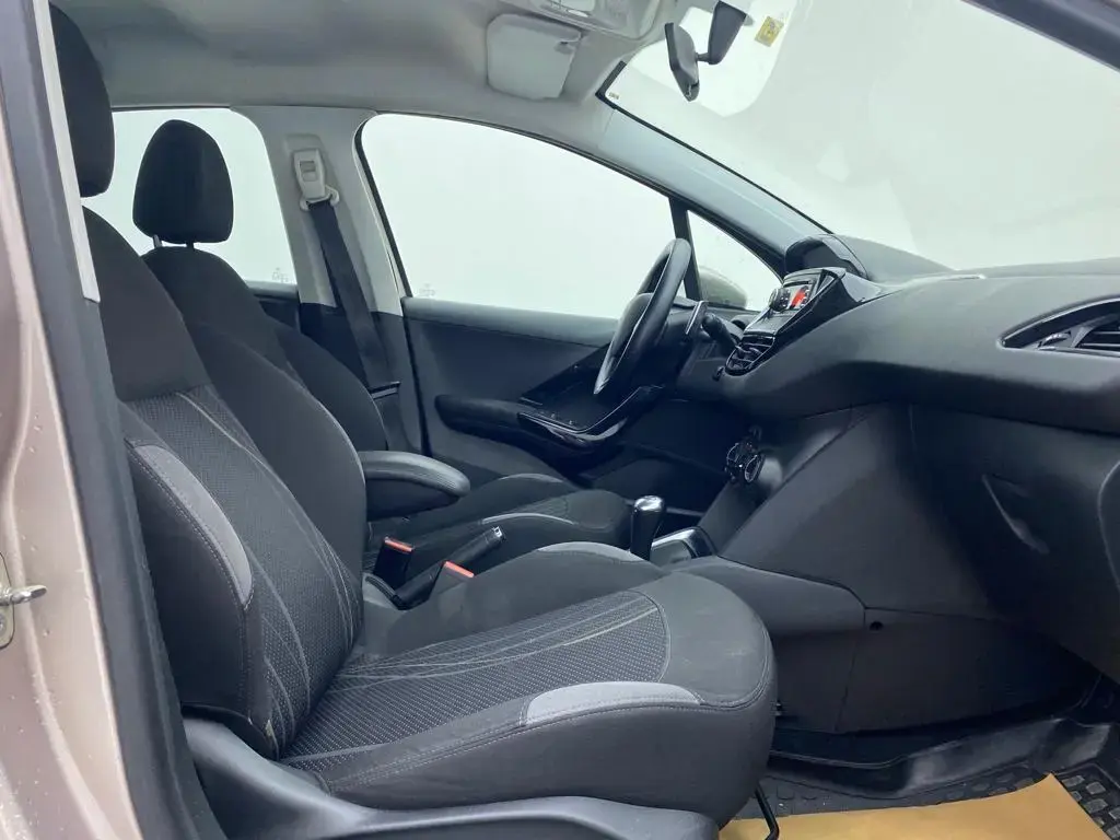 Peugeot 208 208 1.4 e-HDI Start&Stop Active Auto5R 2