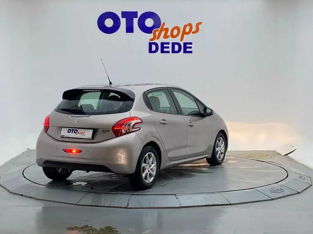 Peugeot 208 208 1.4 e-HDI Start&Stop Active Auto5R 4