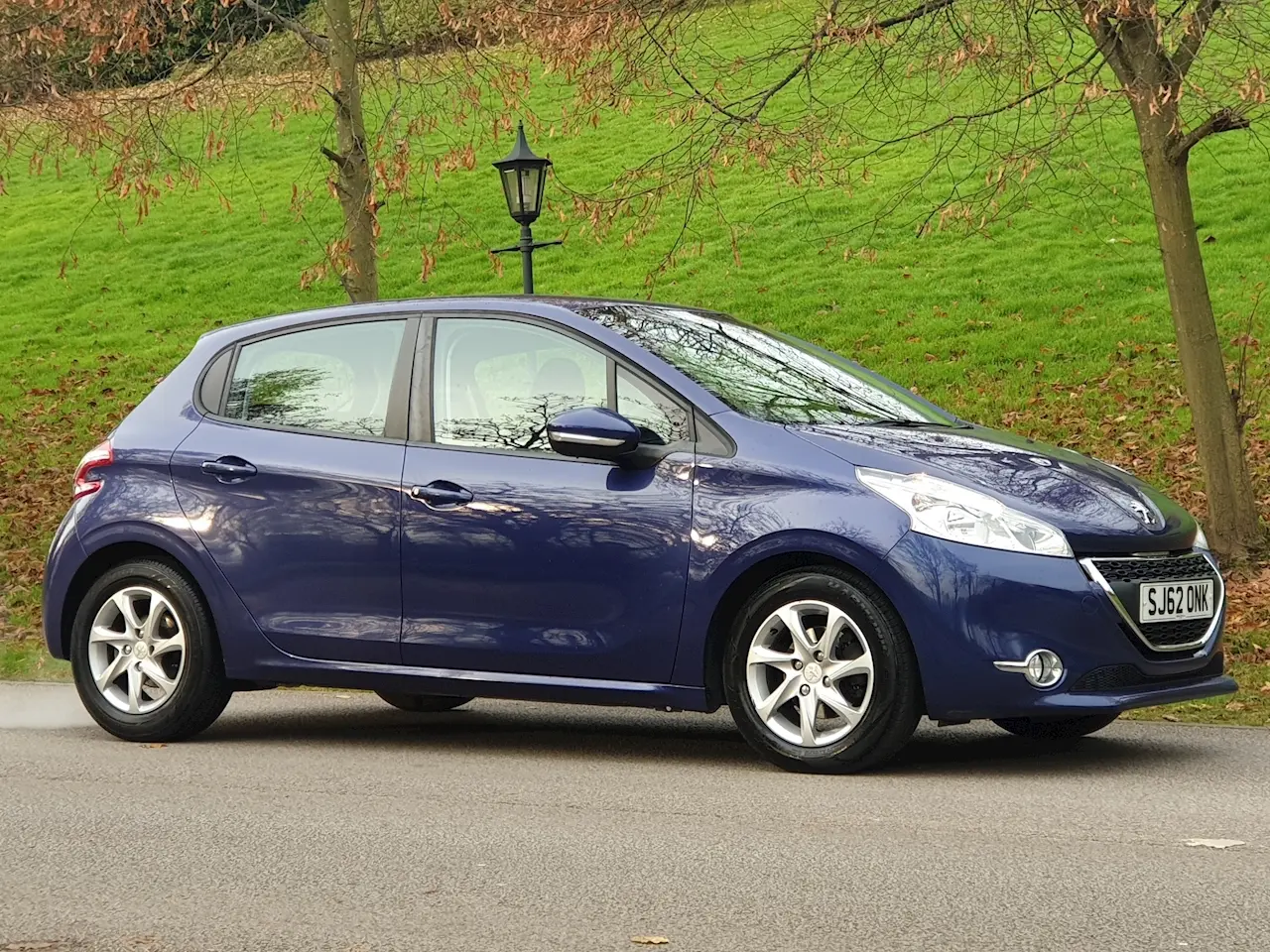 Peugeot 208 208 1.4 HDI Active 5