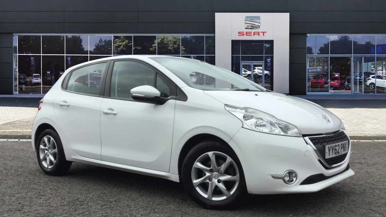 Peugeot 208 208 1.4 HDI Active 2