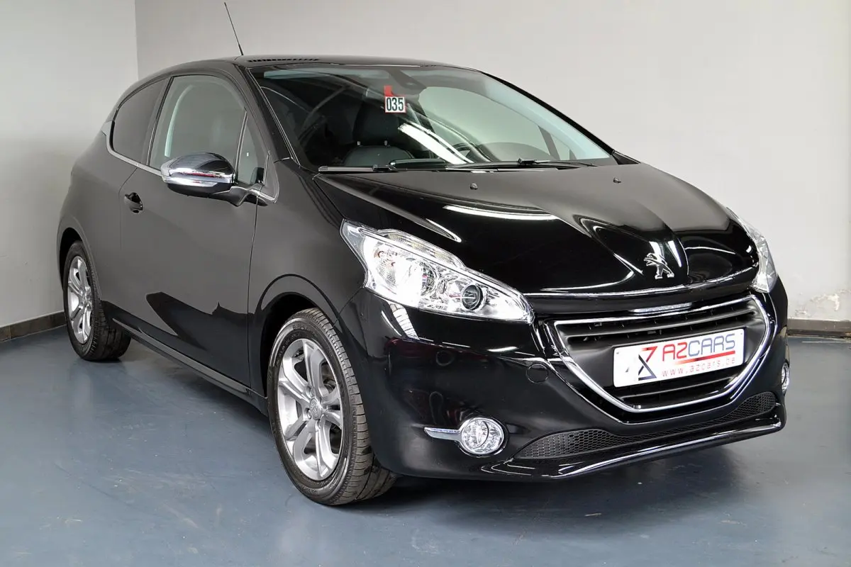 Peugeot 208 208 1.6 e-HDI Allure 5