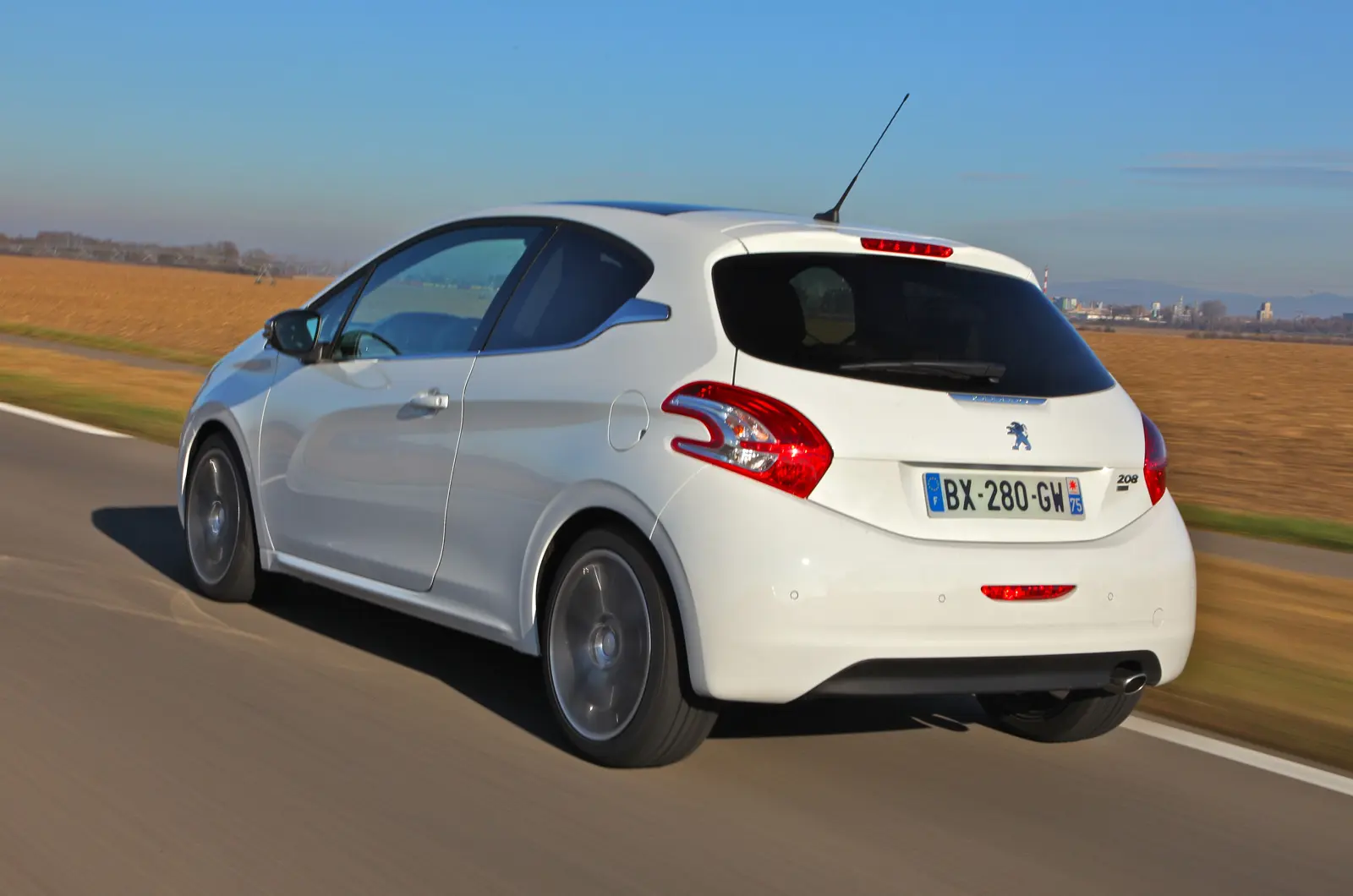 Peugeot 208 208 1.6 e-HDI Allure 4