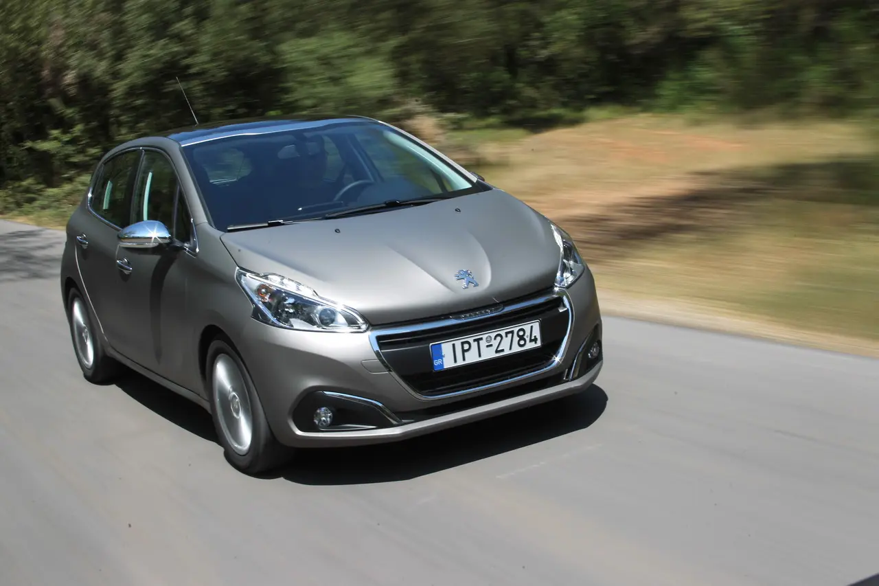 Peugeot 208 208 1.6 HDI Active 2