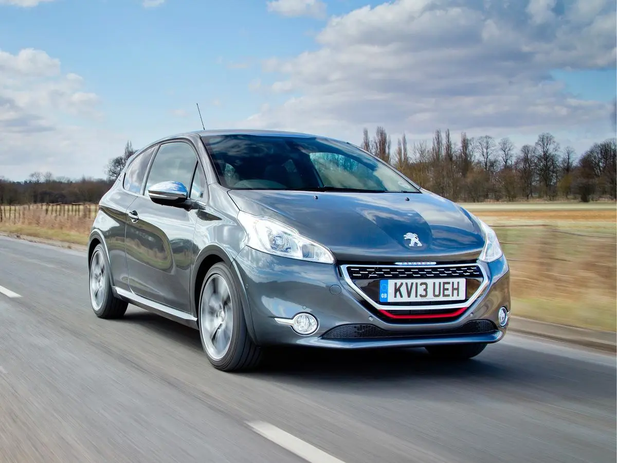 Peugeot 208 208 1.6 THP GTI 6