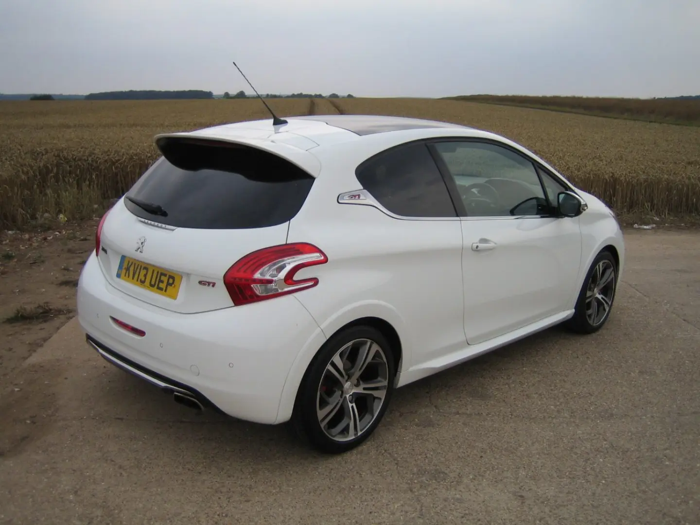 Peugeot 208 208 1.6 THP GTI 7