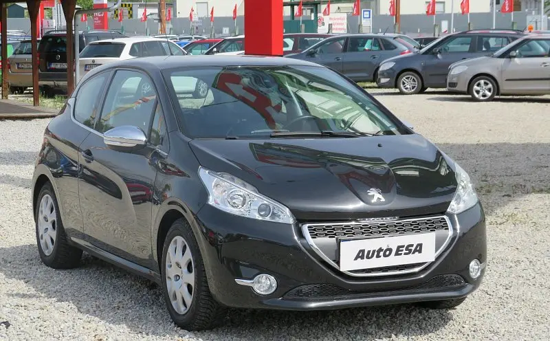 Peugeot 208 208 1.6 VTI Active Plus 6