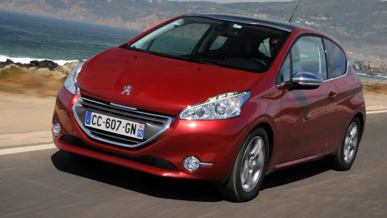 Peugeot 208 208 1.6 VTI Allure 7