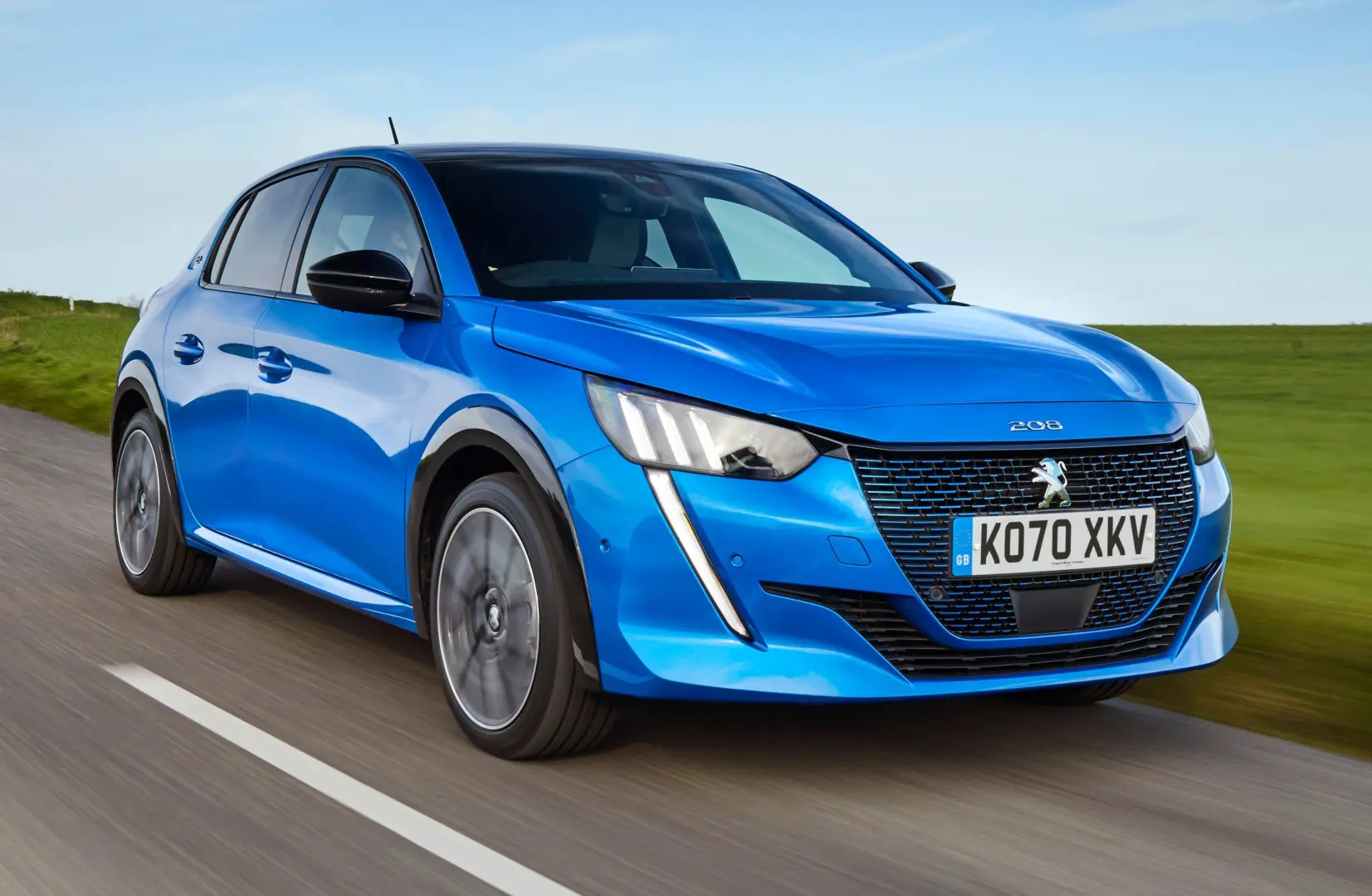 Peugeot 208 208 e-208 GT 100kW 5
