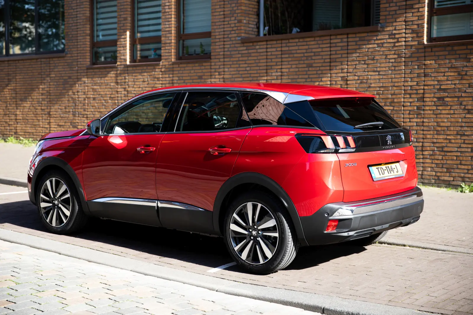 Peugeot 3008 3008 1.5 BlueHDI Active Prime Edition EAT8 5