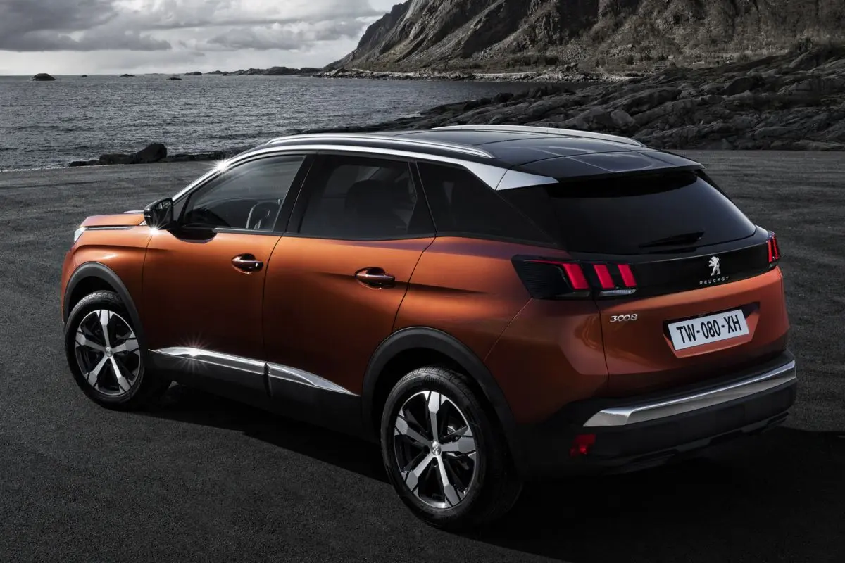 Peugeot 3008 3008 1.5 BlueHDI GT Line Dynamic EAT8 6