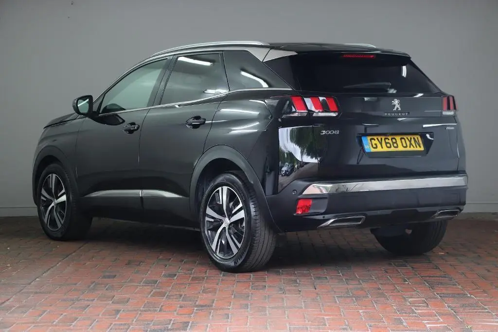 Peugeot 3008 3008 1.5 BlueHDI GT Line EAT8 5