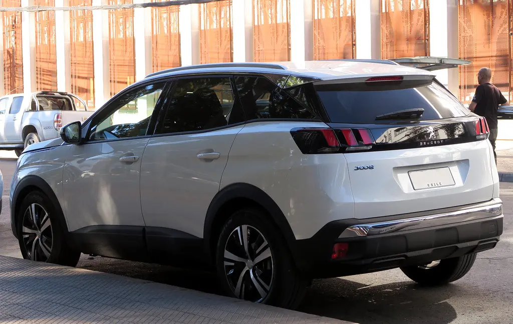 Peugeot 3008 3008 1.6 BlueHDI Active Sport Pack 1