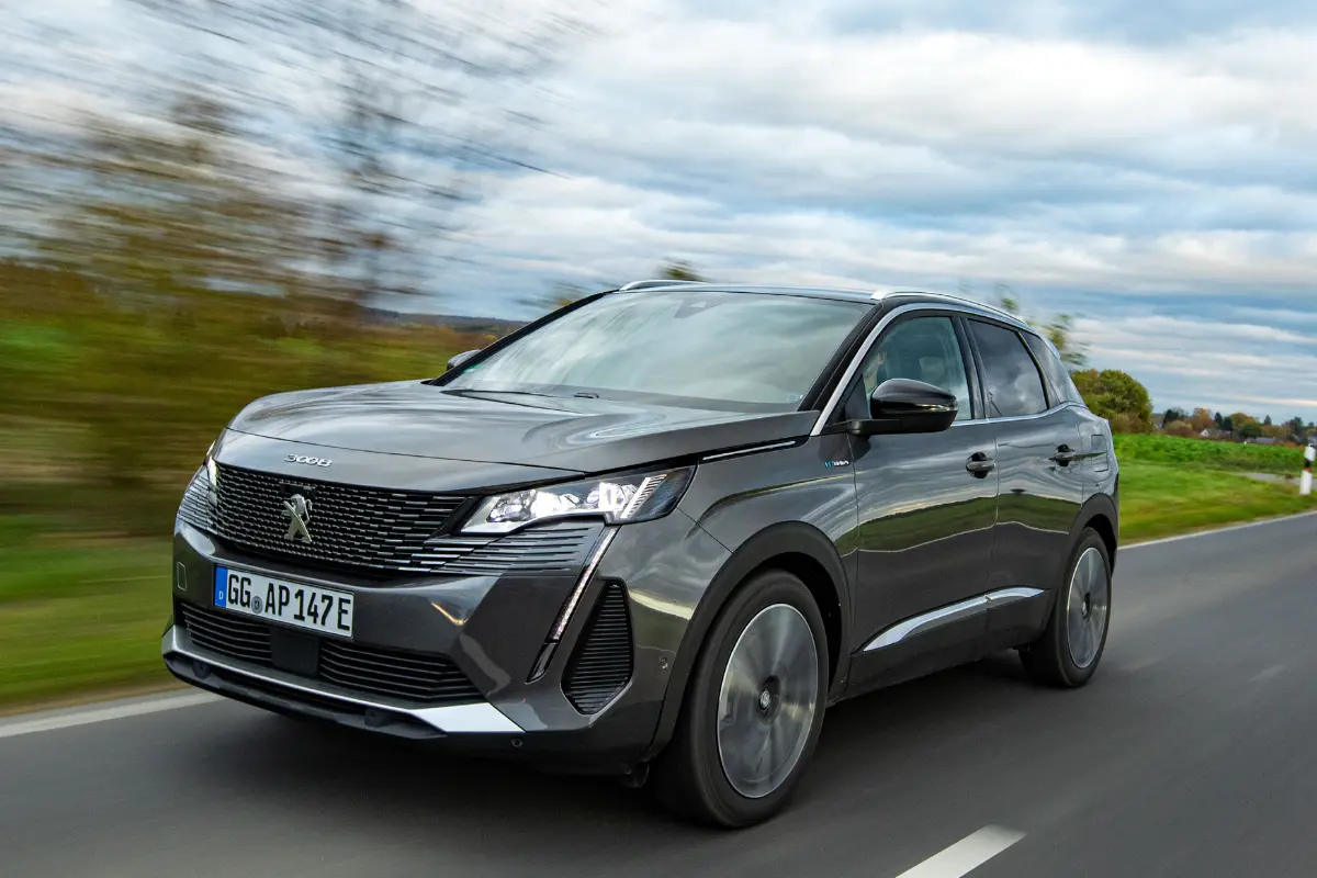 Peugeot 3008 3008 1.6 BlueHDI Active Sport Pack 4