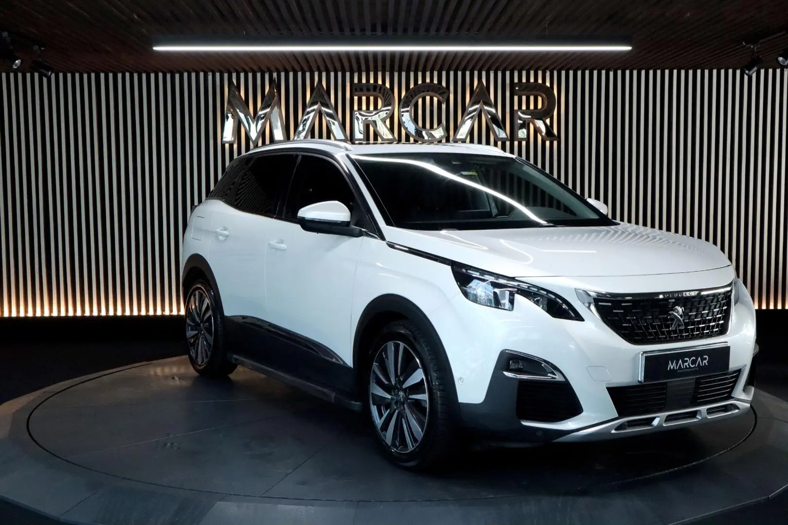 Peugeot 3008 3008 1.6 BlueHDI Allure Elegance Pack EAT6 4