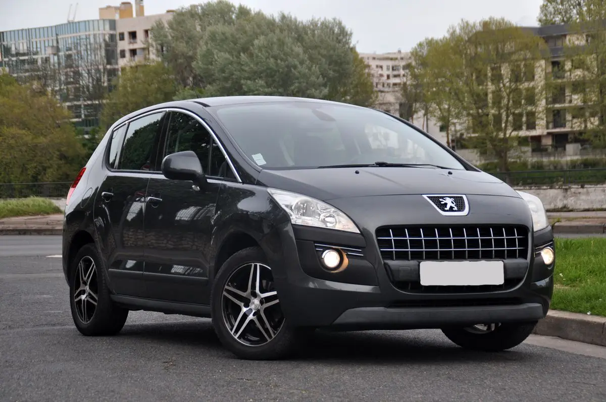 Peugeot 3008 3008 1.6 HDI Active 5