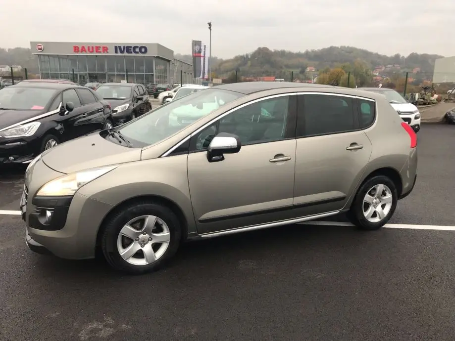 Peugeot 3008 3008 1.6 HDI Feline Auto6R 5