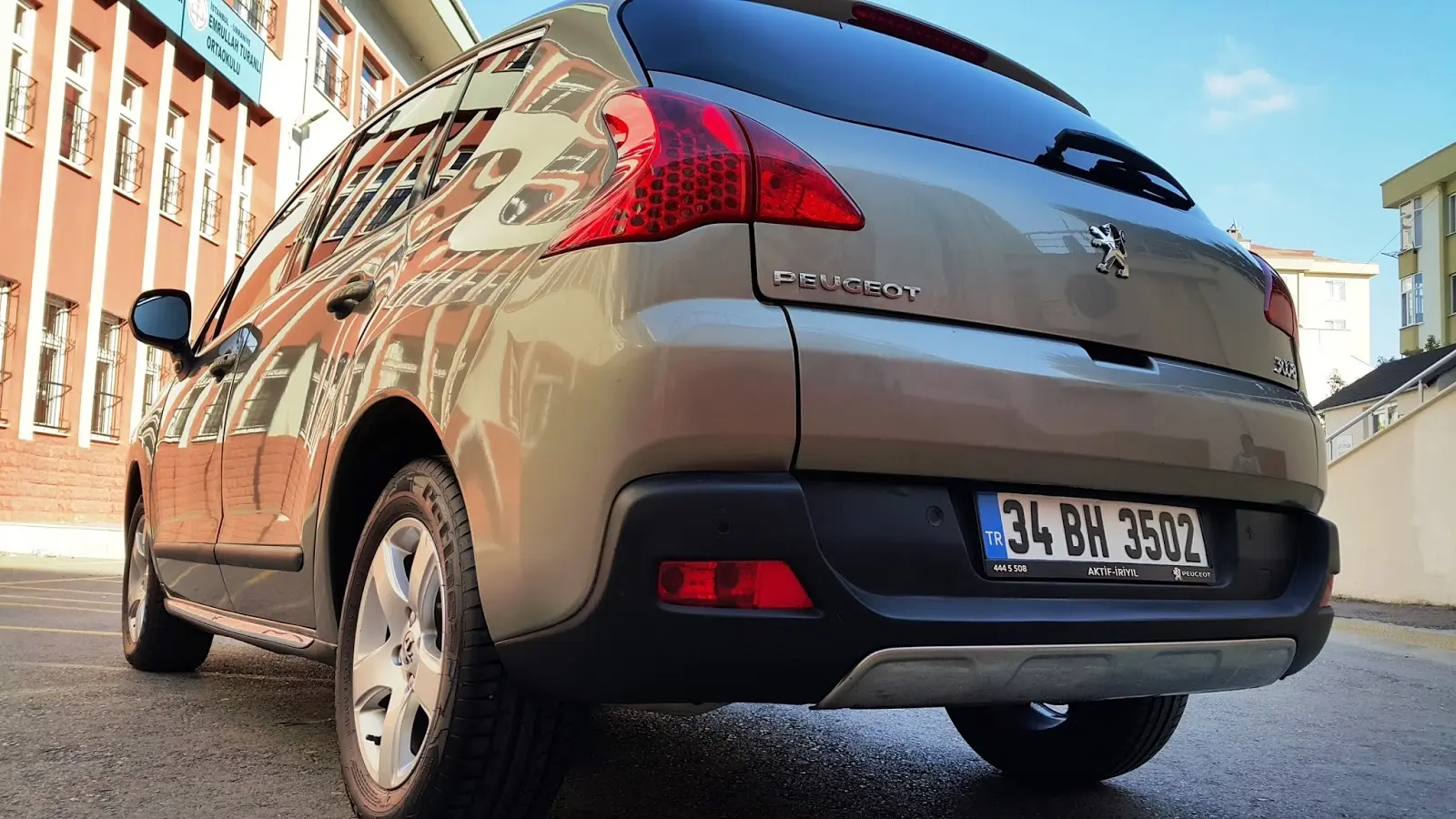 Peugeot 3008 3008 1.6 HDI Premium Pack Auto6R 6