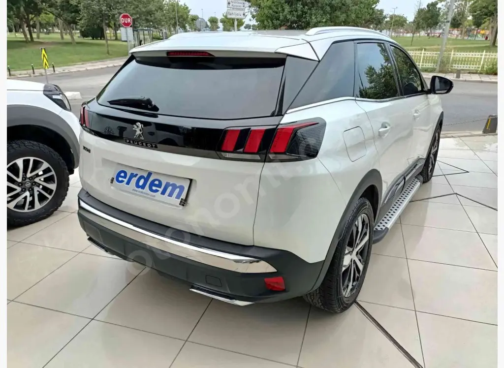 Peugeot 3008 3008 1.6 Puretech Active Drive Prime Edition EAT8 6