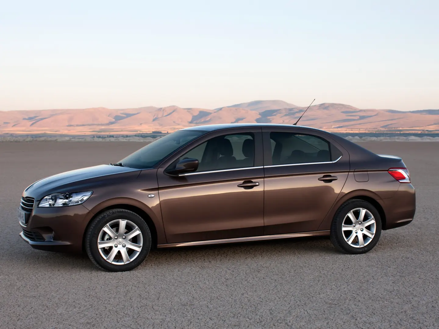 Peugeot 301 301 1.2 VTI Active 6