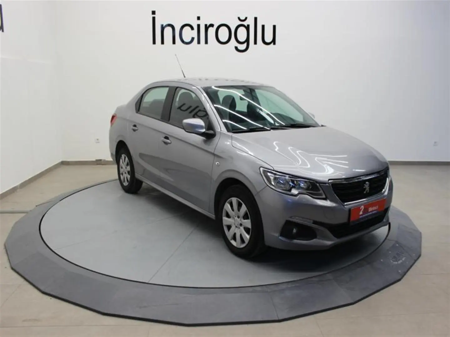 Peugeot 301 301 1.2 VTI PureTech Active 5