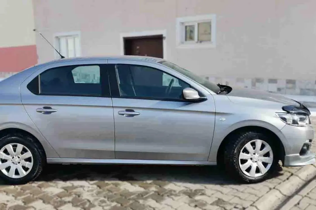 Peugeot 301 301 1.6 HDI Active 2